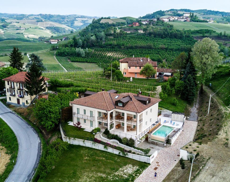 Villa Vitae Castiglione Falletto Luaran gambar